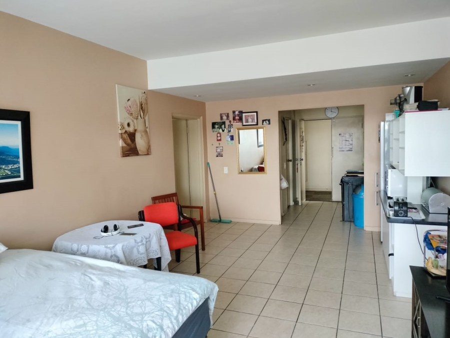 2 Bedroom Property for Sale in Bellville Central Western Cape